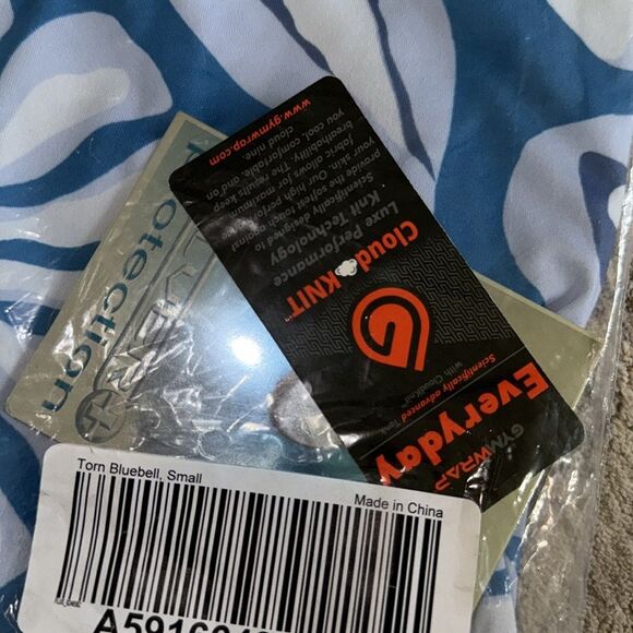 Gymwrap Everyday Tank with High-Low Hem-Torn Bluebell-S NWT - Picture 5 of 7